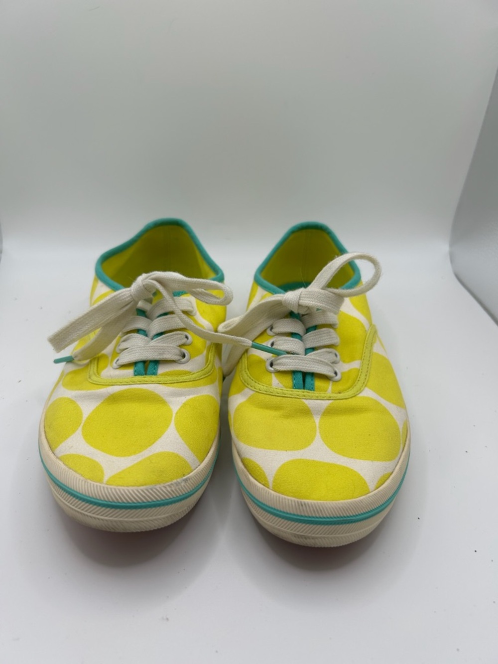 Boden Yellow Polka Dot Canvas Sneakers Teal Trim Women’s Size 37 EU / US 6 - Picture 3 of 14